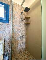 Michail Suites Afiartis Araki