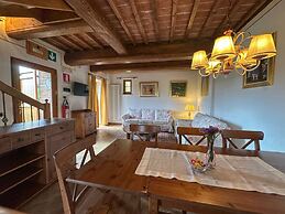 Agriturismo Borgo 7 Tigli Apt 2