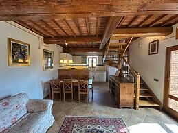 Agriturismo Borgo 7 Tigli Apt 2