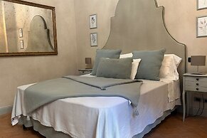 Tuscan Palace - Avignonesi