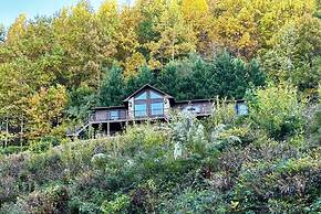 Blue Ridge Gateway Cabin With Mountain Views