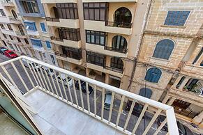Benny s Seaside Escape Sliema