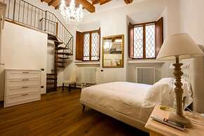 Tuscan Palace - Buratti Apartment