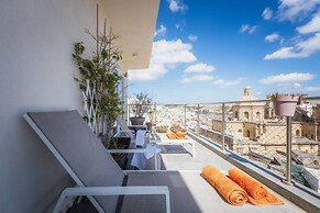 Balanzone s Creative Penthouse