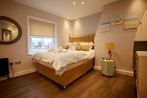 Best Beach Side Family Flat Central Weymouth