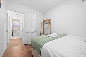Modern 3-bedroom Home With Garden