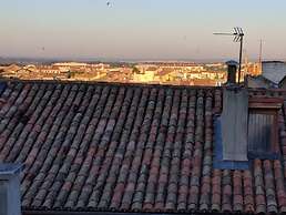 Historic Center top Floor w View