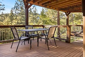 Creekside Mountain Views Hot Tub