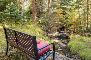 Creekside Mountain Views Hot Tub