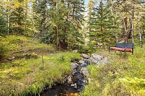 Creekside Mountain Views Hot Tub