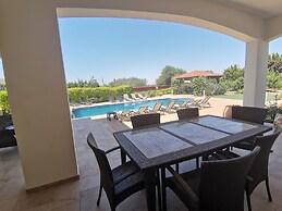 Orchard Blossom Private Villa With Pool