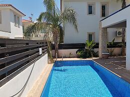 Amelia Villa With Private Pool Wifi BBQ
