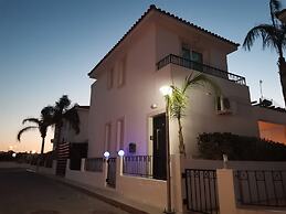 Amelia Villa With Private Pool Wifi BBQ