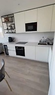 Central Wembley 2BR Modern Clean Connected