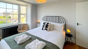 Old Town Trinity Apt No 4 By Adliv