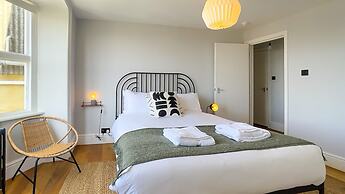 Old Town Trinity Apt No 4 By Adliv