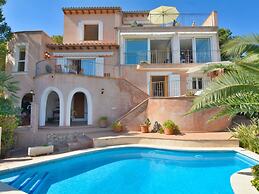 Villa With Incredible sea Views and Pool Sleeps 7