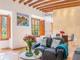 Beautiful Mallorcan Villa With Pool in Soller