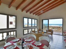 Mallorca Beach Front Line Apartment 6 Pers
