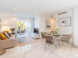 Azahara1 Beautiful Apartment Frontline Golf