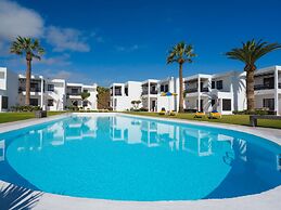 Apt 28 Famara