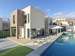Villa Nirvana