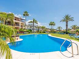 Los Pinos 3 Bedroom Apartment in Los Arqueros