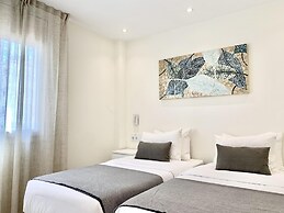 Sitges Spaces Oasis Suites