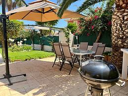 Villa con Piscina en Club de Golf