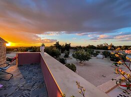 Casa Farlisa Ancient Baglio With Pool and Jacuzzi