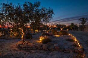 Casa Farlisa Ancient Baglio With Pool and Jacuzzi