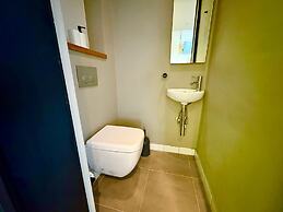 Galata Port Flats Chakra 3
