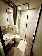 Galata Port Flats Chakra 1