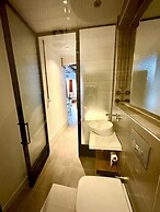 Galata Port Flats Chakra 1