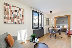 Rambla Paris Attic Apartment