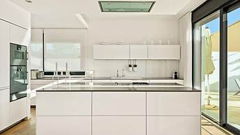 Villa Frontline Beach Costabella - Marbella