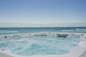 Villa Frontline Beach Costabella - Marbella
