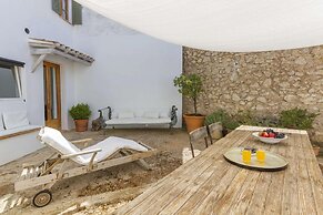 Casa Campomar by Vida Villas