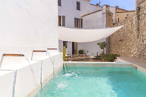 Casa Campomar by Vida Villas