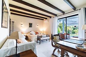Amazing Beachfront Villa Heated Pool Marbella