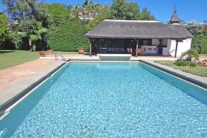 Amazing Beachfront Villa Heated Pool Marbella