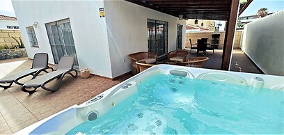 Villa Iris in Callao Salvaje