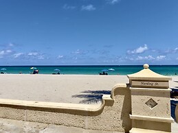 Beach Lover s Studio Apartment in Hollywood FL