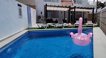Villa Orqu dea in Callao Salvaje