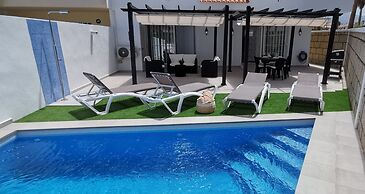 Villa Orqu dea in Callao Salvaje