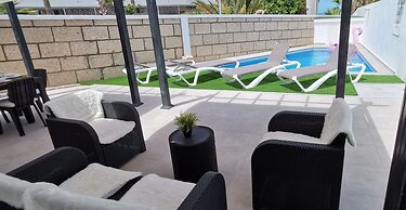 Villa Orqu dea in Callao Salvaje