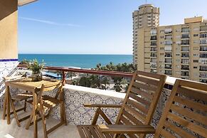 Beachfront Apartment With Seaview Terrace