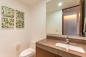 Ph Ocean Lux at Marila Condo