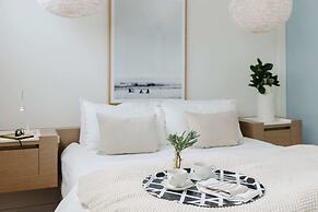 Aquabelle Six - the Perfect Rye Couples Retreat