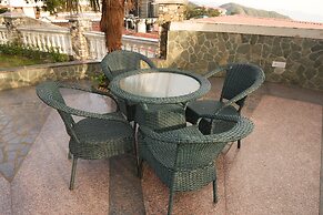 Bliss & Co Manor Mussoorie